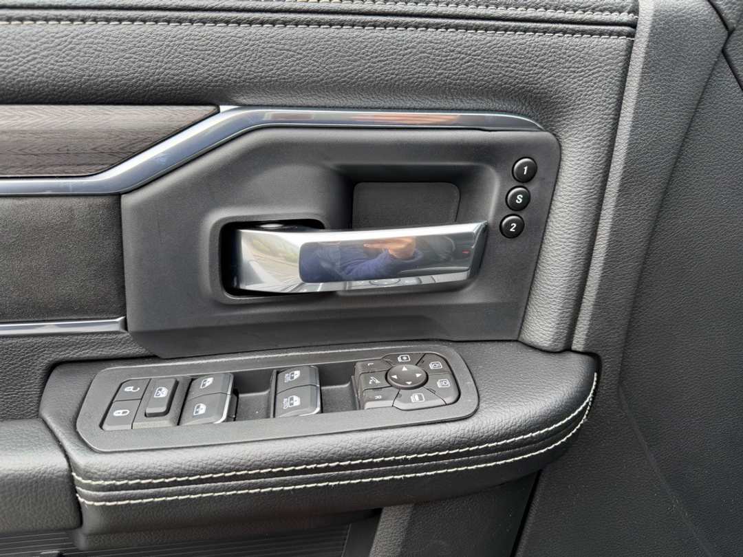 2026 Ram 3500 Laramie - Image 13