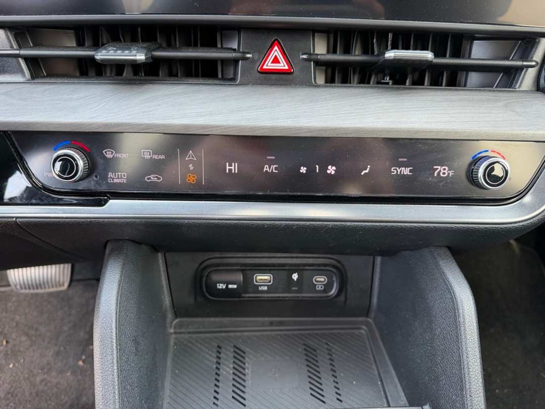 2024 Kia Sportage XLine - Image 24