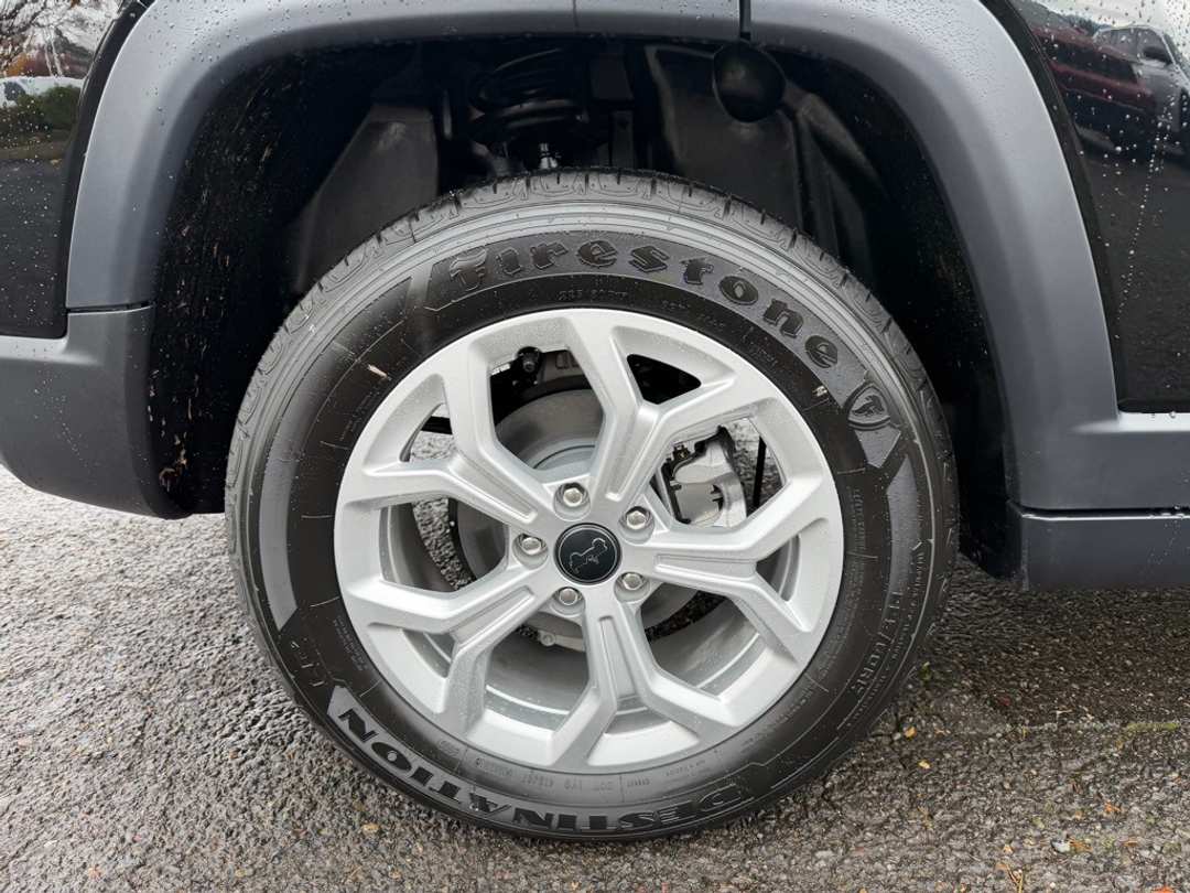 2026 Jeep Compass Latitude - Image 9