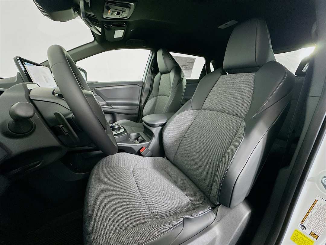 2026 Toyota Bz XLE Plus - Image 21