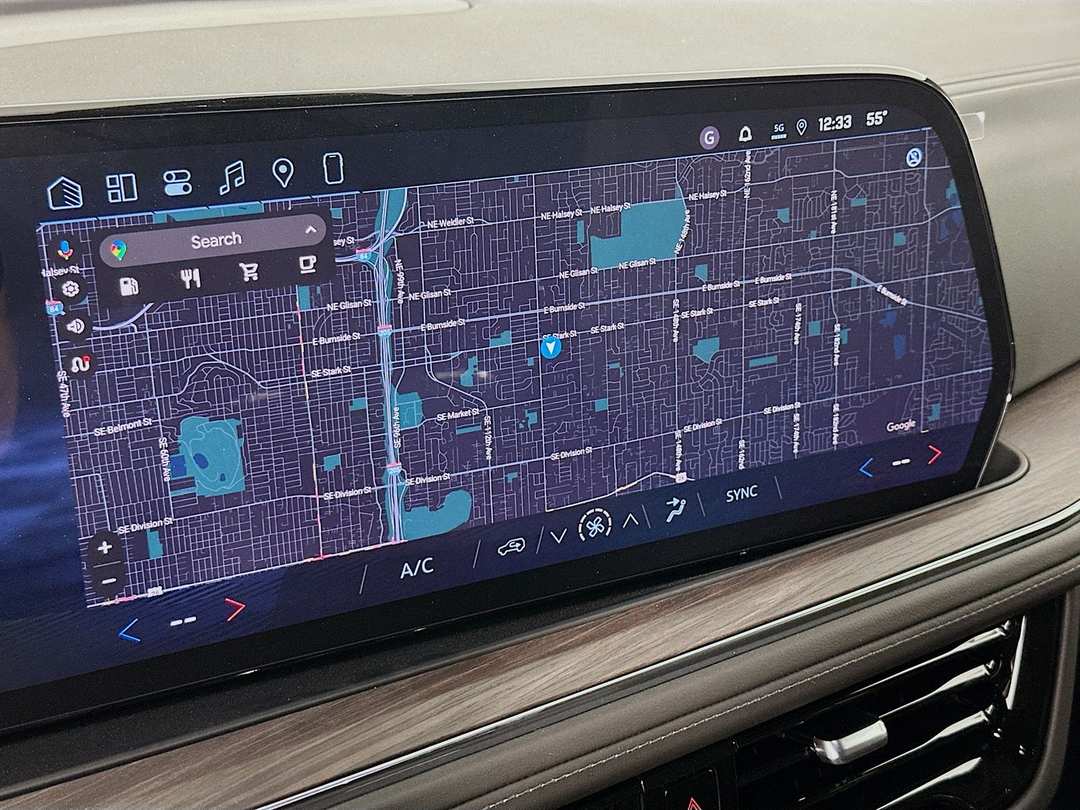 2026 Chevrolet Suburban LS - Image 13