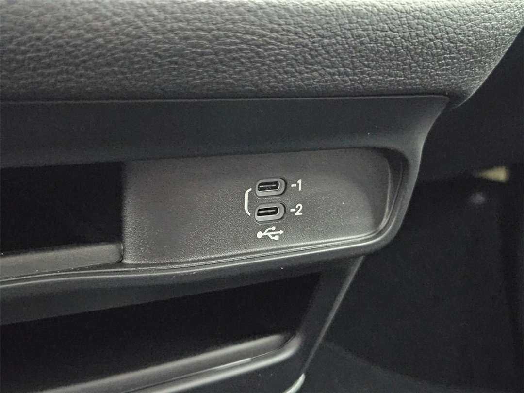 2026 Chrysler Pacifica Select - Image 23