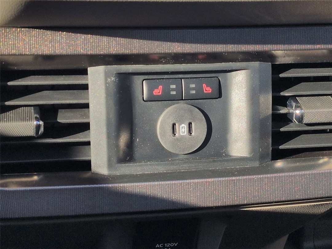 2026 Ford F-350Sd Platinum - Image 25