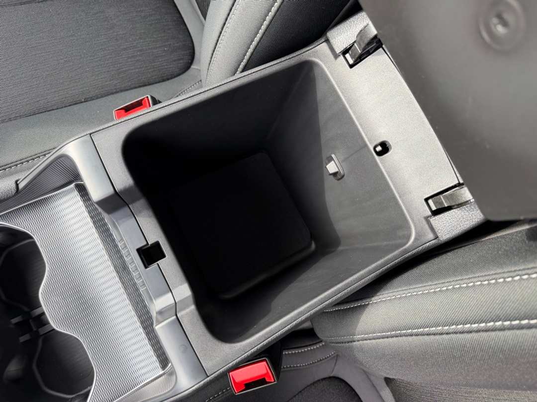 2025 Jeep Grand Cherokee L Laredo - Image 25