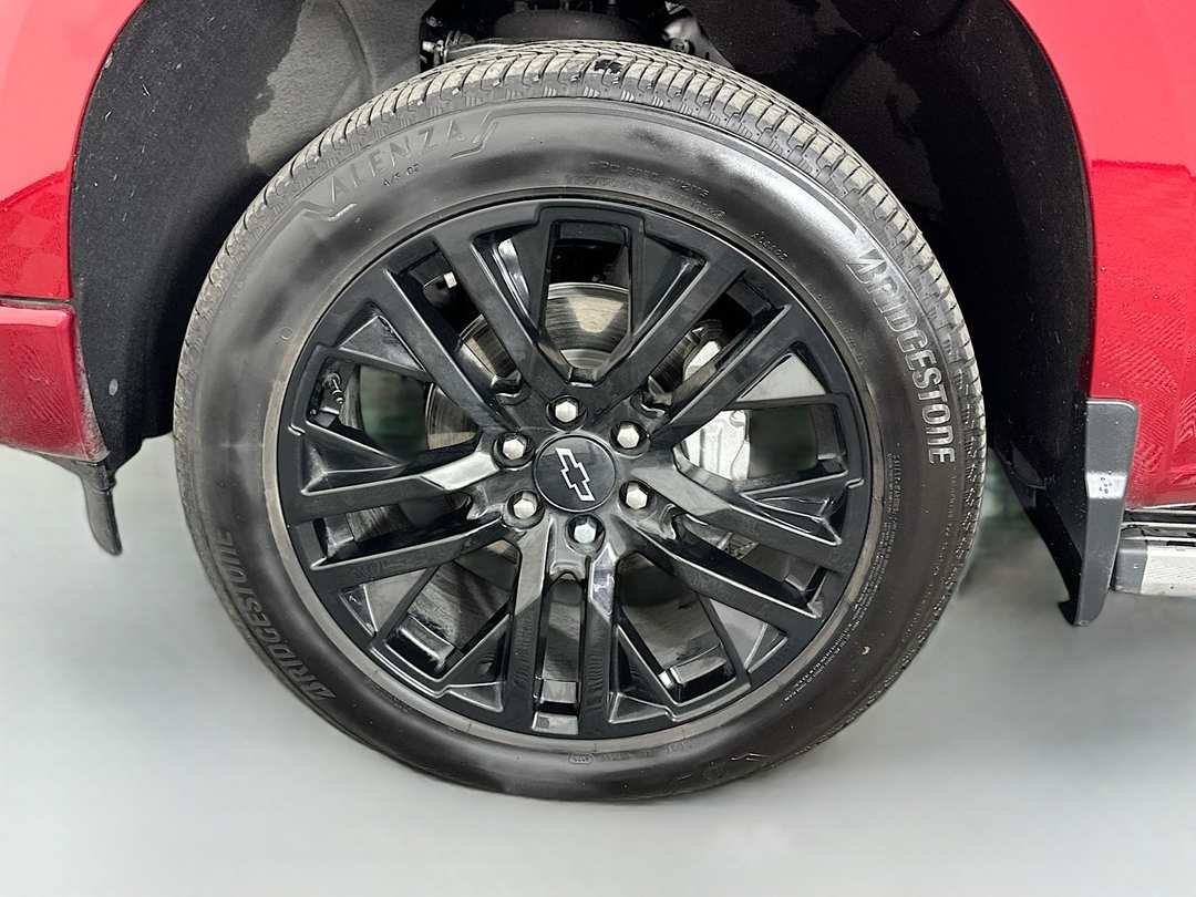 2024 Chevrolet Silverado 1500 High Country - Image 34