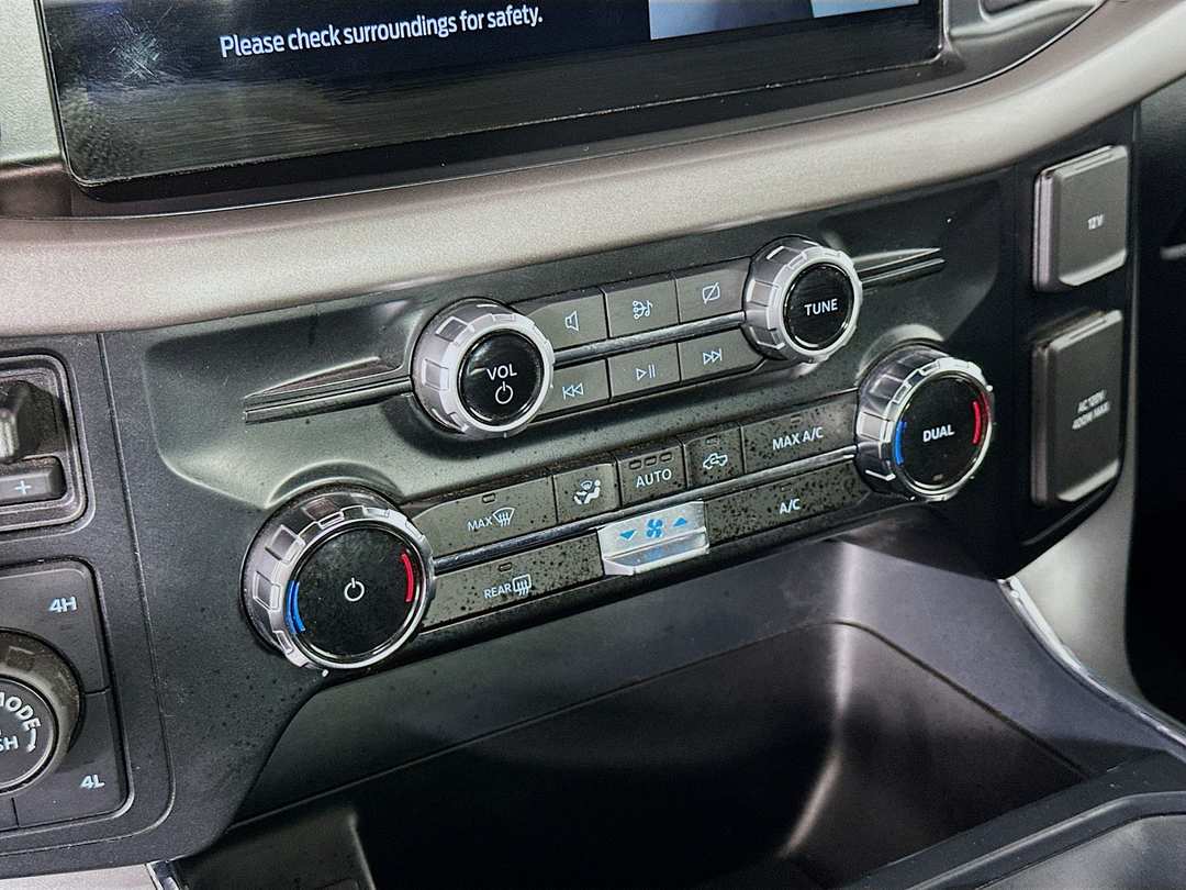 2024 Ford F-150 XLT - Image 17