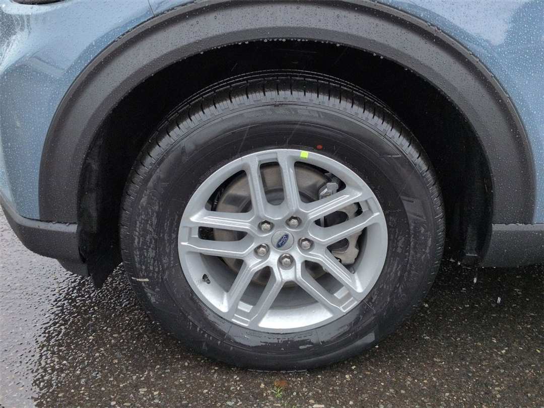 2026 Ford Explorer Active - Image 31