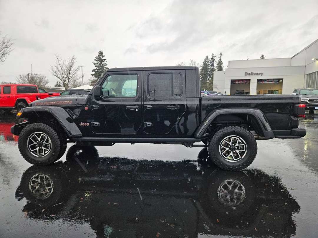 2026 Jeep Gladiator Rubicon - Image 3