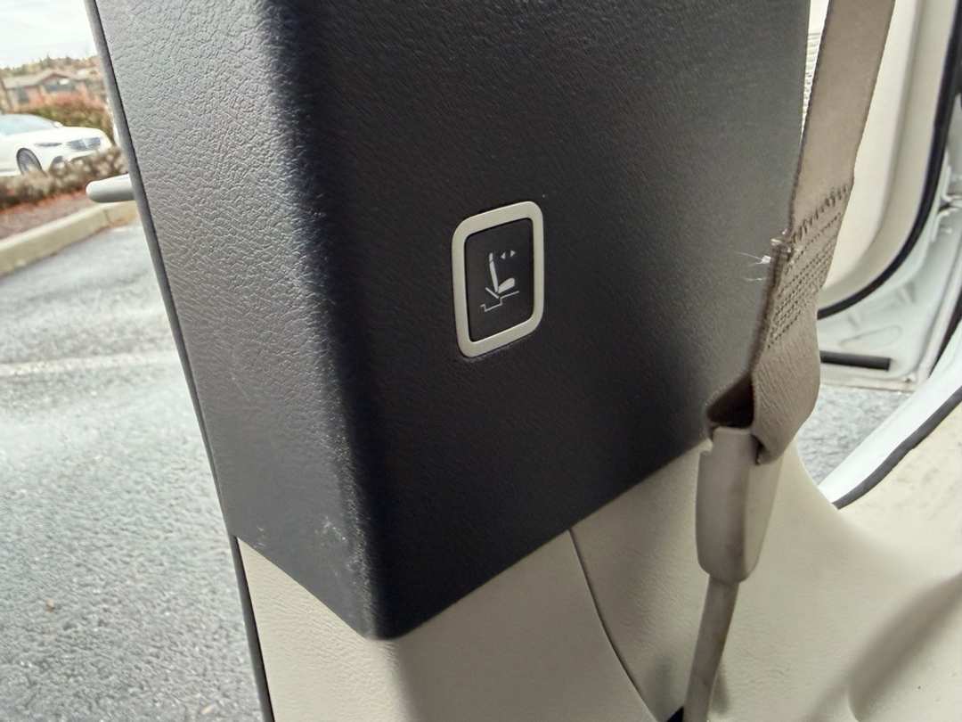 2021 Chrysler Voyager LXI - Image 19