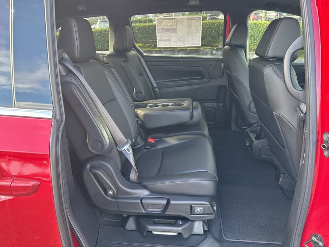 2026 Honda Odyssey SportL - Image 18