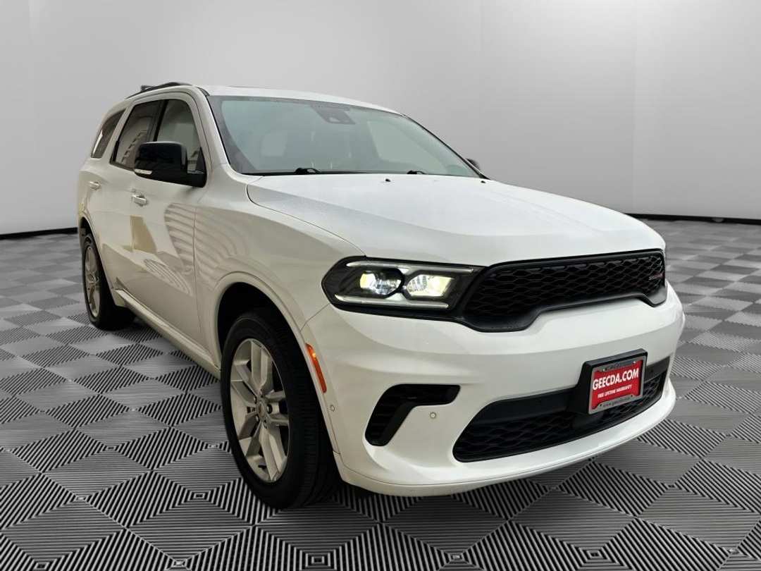 2025 Dodge Durango GT Plus - Image 3