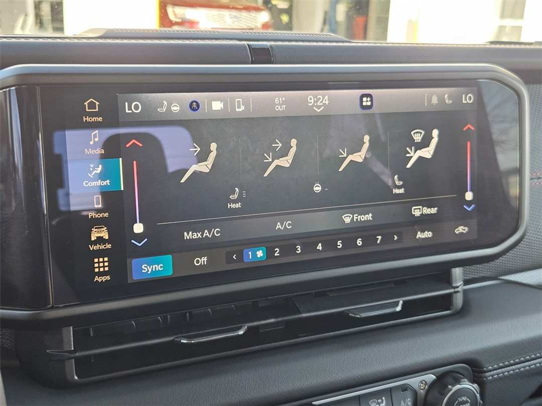 2025 Jeep Gladiator Rubicon - Image 22