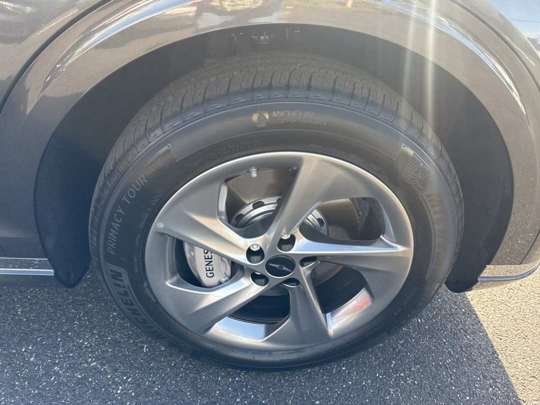 2026 Genesis Gv70 2.5T Select - Image 9