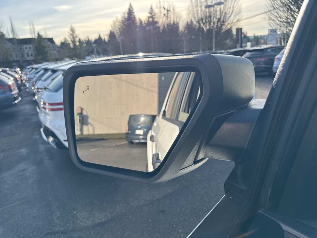 2023 Ford F-150 XLT - Image 37