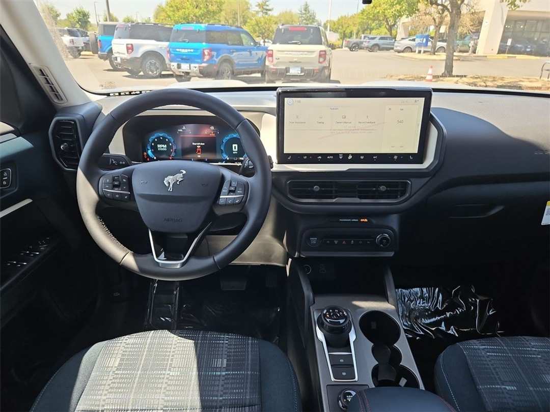 2025 Ford Bronco Sport Heritage - Image 22