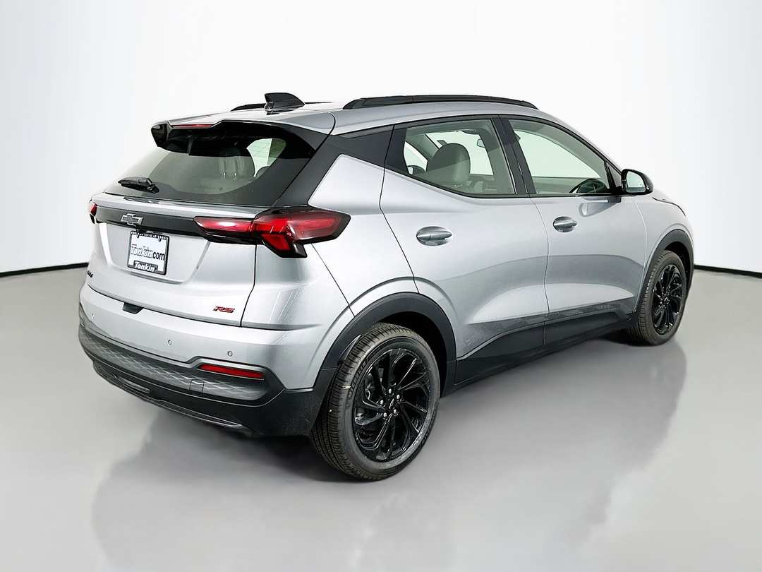 2027 Chevrolet Bolt Ev - Image 7