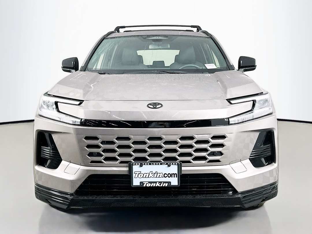 2026 Toyota Rav4 SE - Image 2