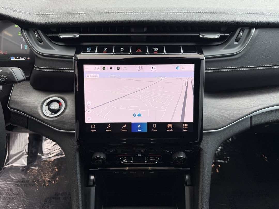 2025 Jeep Grand Cherokee 4xe - Image 22