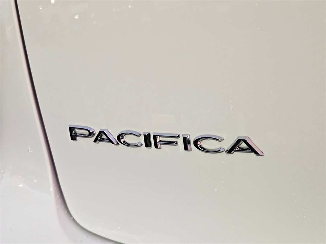 2026 Chrysler Pacifica Select - Image 34