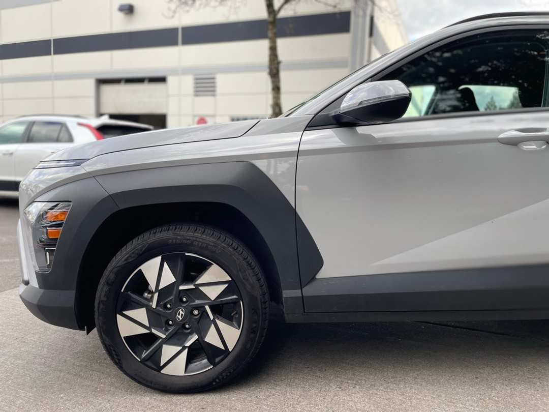 2024 Hyundai Kona SEL - Image 8