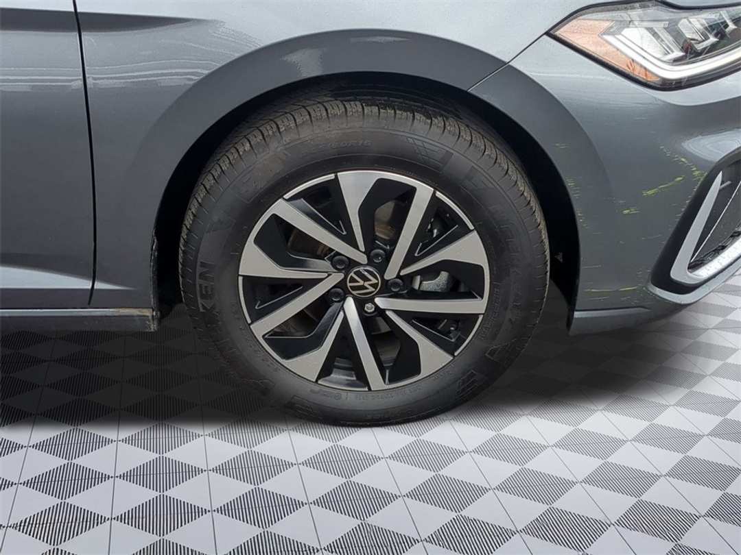 2025 Volkswagen Jetta 1.5T S - Image 29