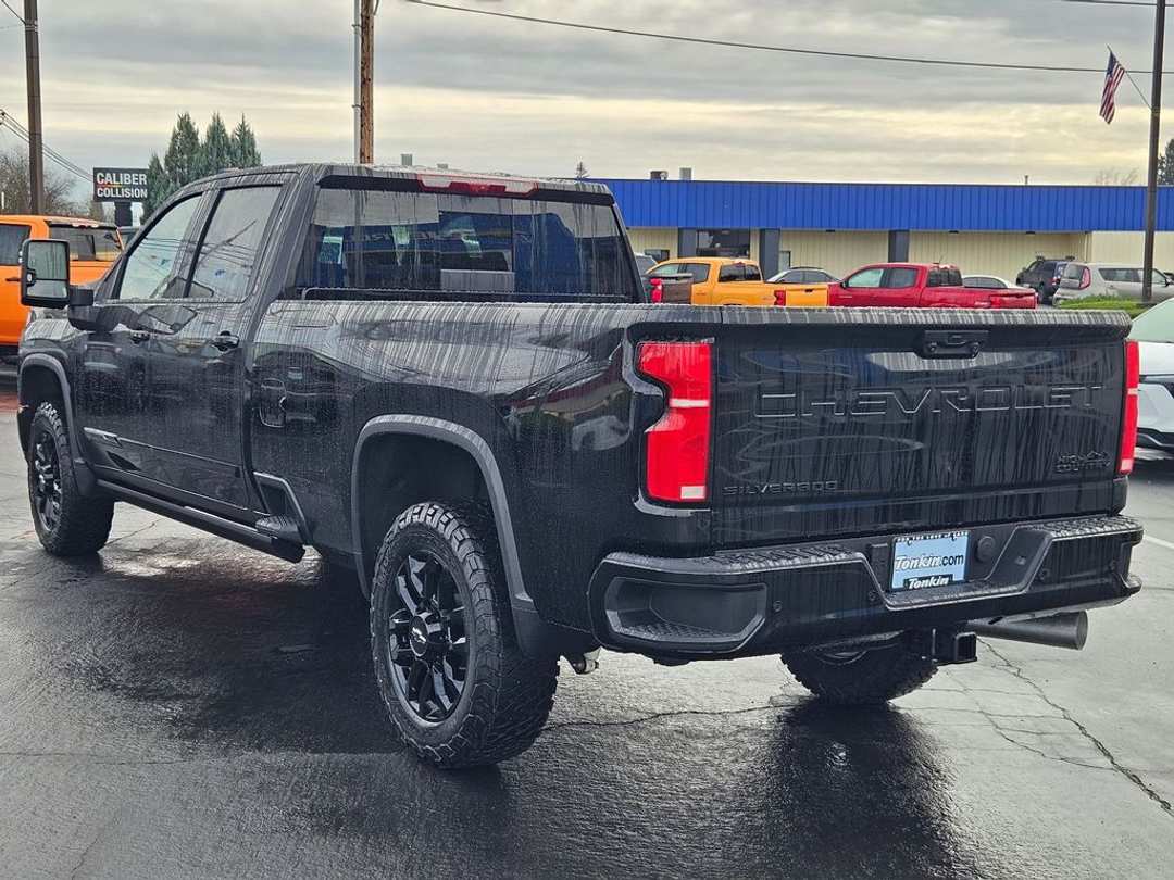 2026 Chevrolet Silverado 3500Hd High Country - Image 4