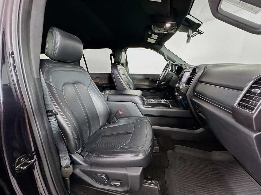 2020 Ford Expedition Max Limited - Image 30