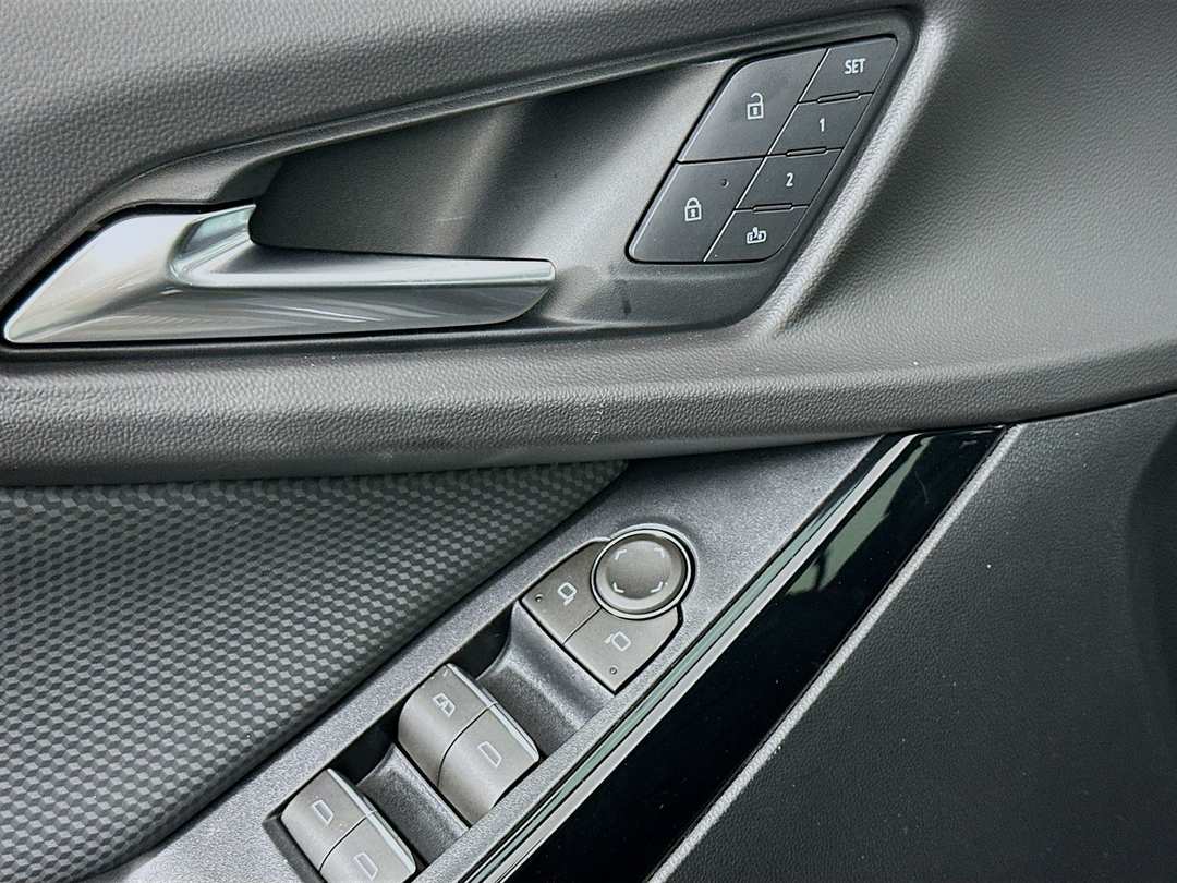 2026 Chevrolet Equinox RS - Image 18