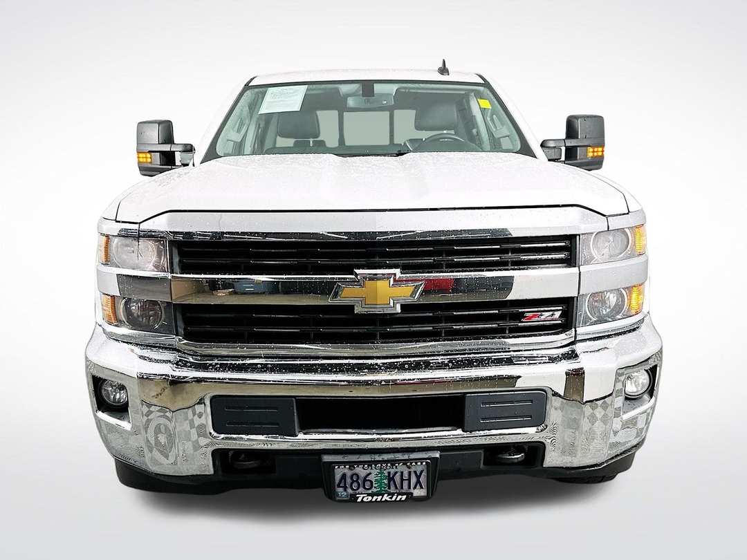 2015 Chevrolet Silverado 2500Hd LT - Image 2
