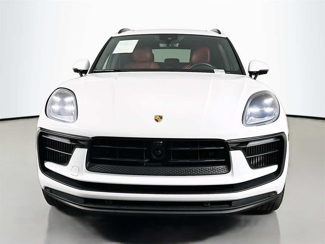 2023 Porsche Macan S - Image 2