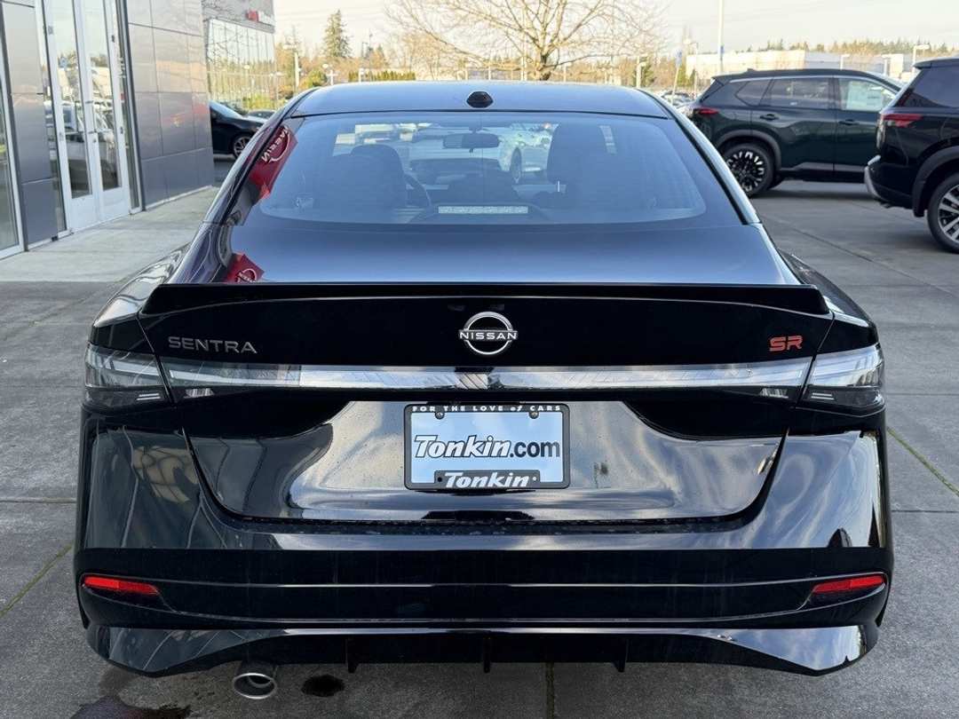 2026 Nissan Sentra SR - Image 6