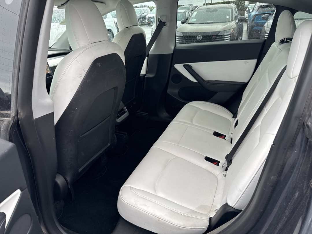 2021 Tesla Model Y Performance - Image 8