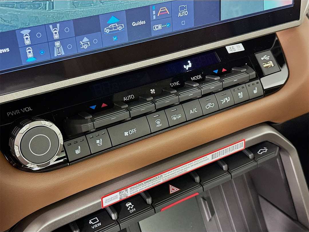 2026 Toyota Tundra 1794 Edition - Image 16