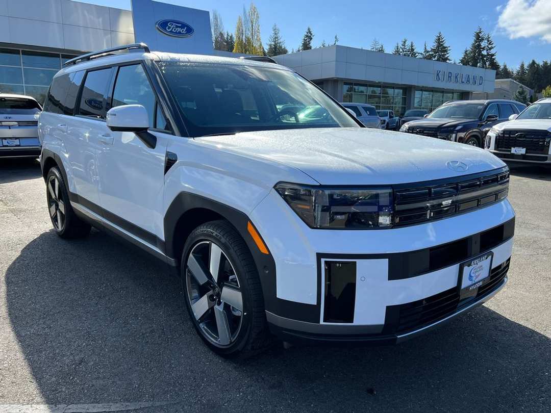 2024 Hyundai Santa Fe Limited - Image 3