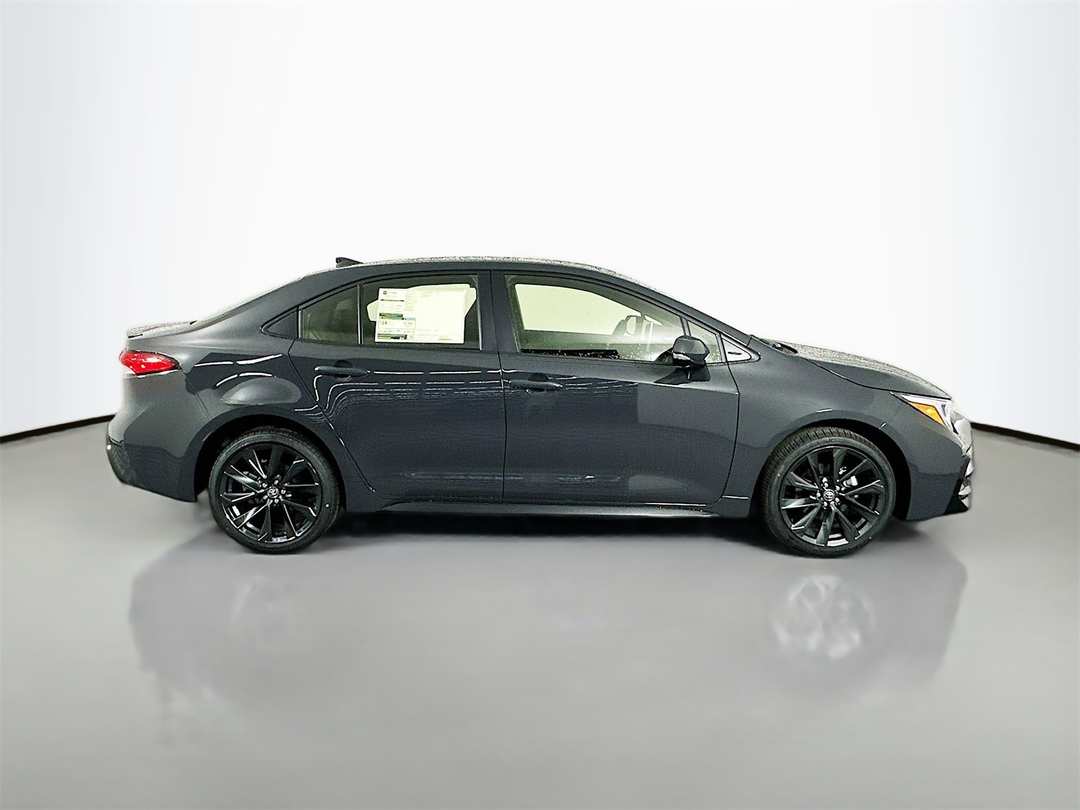 2026 Toyota Corolla SE - Image 8