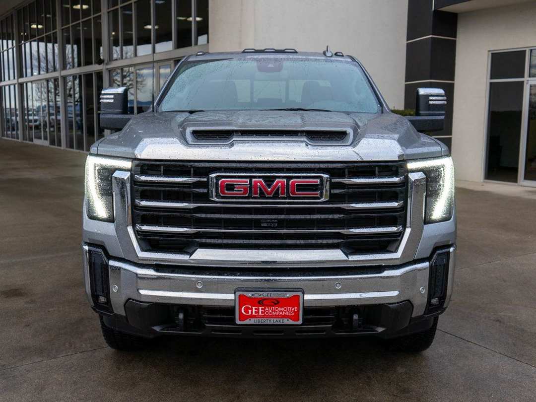 2026 GMC Sierra 2500Hd SLT - Image 2