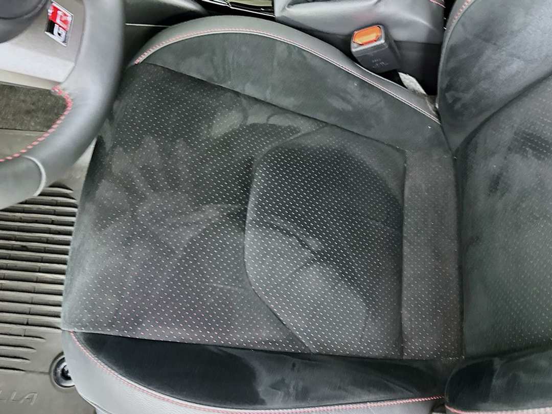 2025 Toyota Gr Corolla Premium - Image 21