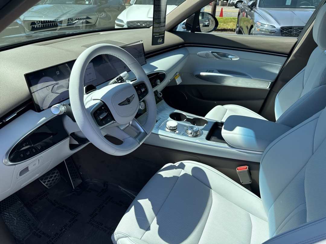 2026 Genesis Electrified Gv70 - Image 20