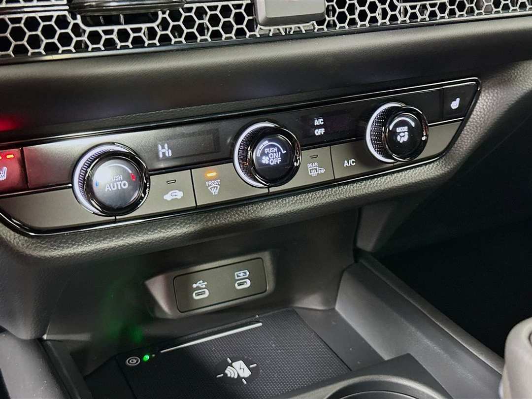 2026 Honda HR-V Sport - Image 15