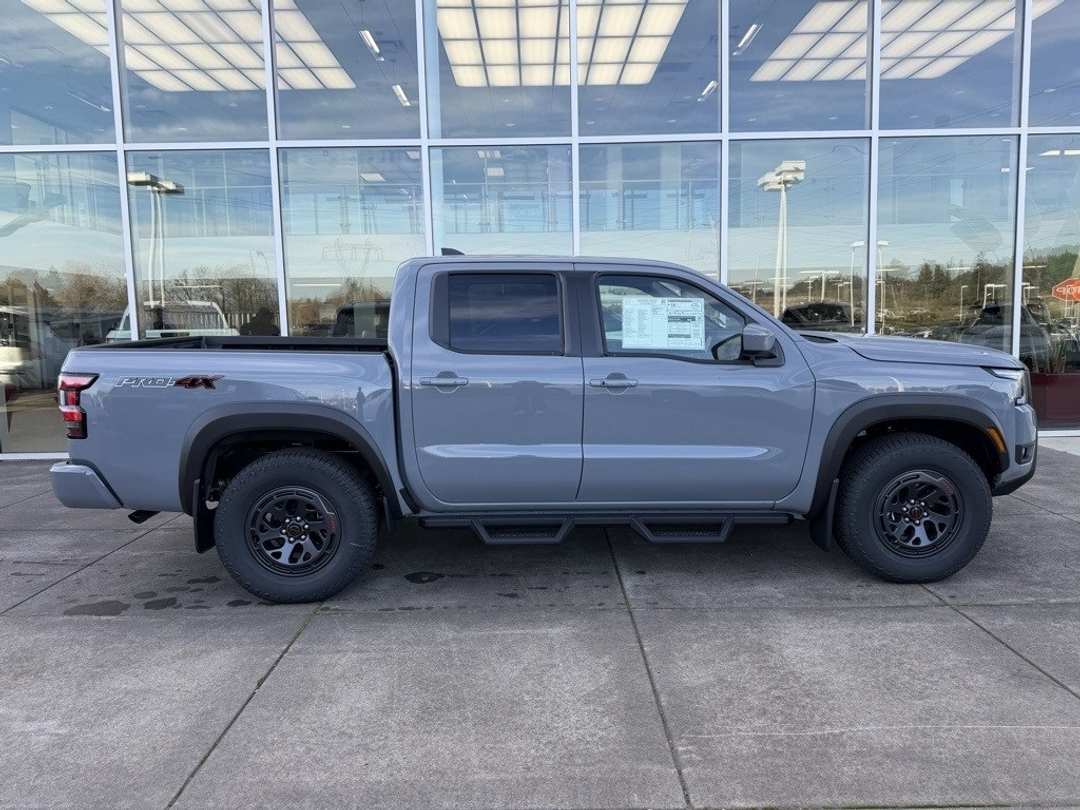 2026 Nissan Frontier PRO4X - Image 13