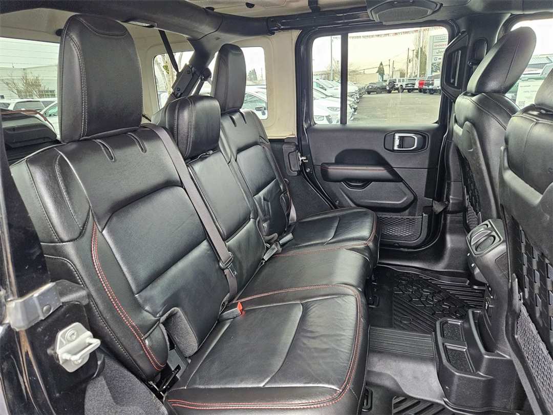 2022 Jeep Wrangler Unlimited Rubicon - Image 36