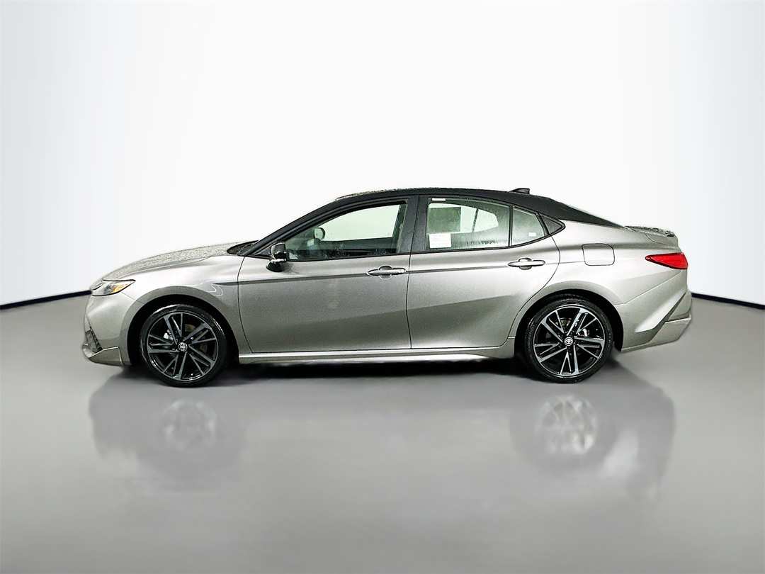 2026 Toyota Camry XSE - Image 4