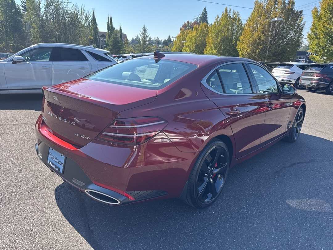 2026 Genesis G70 3.3T Sport Prestige - Image 7