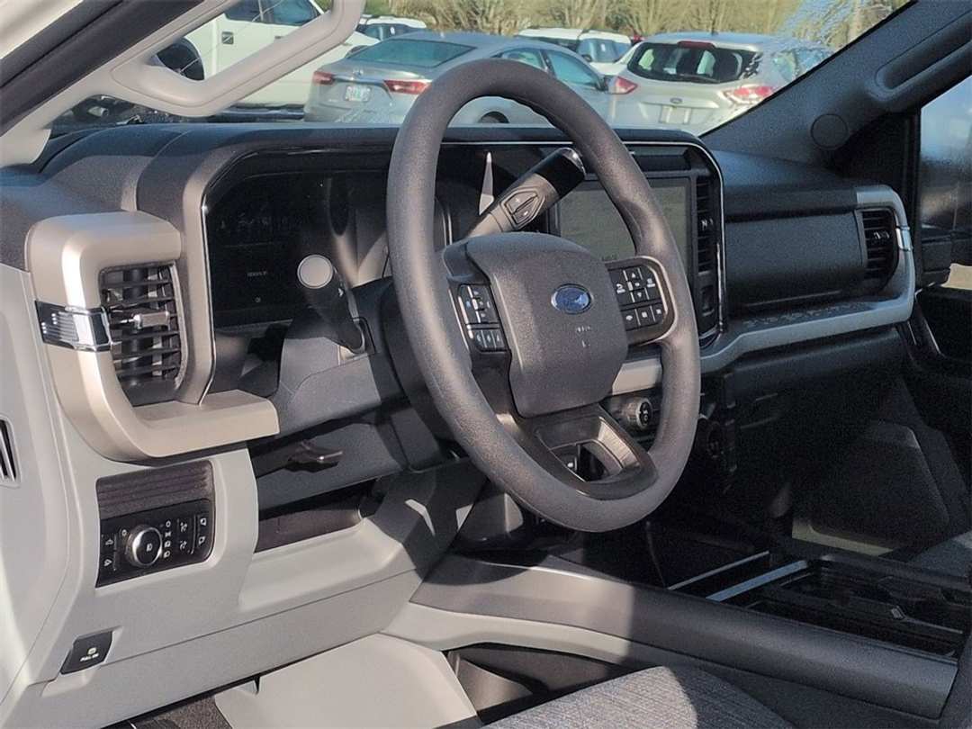 2026 Ford F-250Sd XLT - Image 12