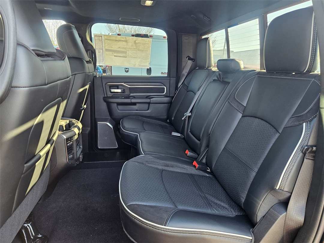 2026 Ram 3500 Laramie - Image 29