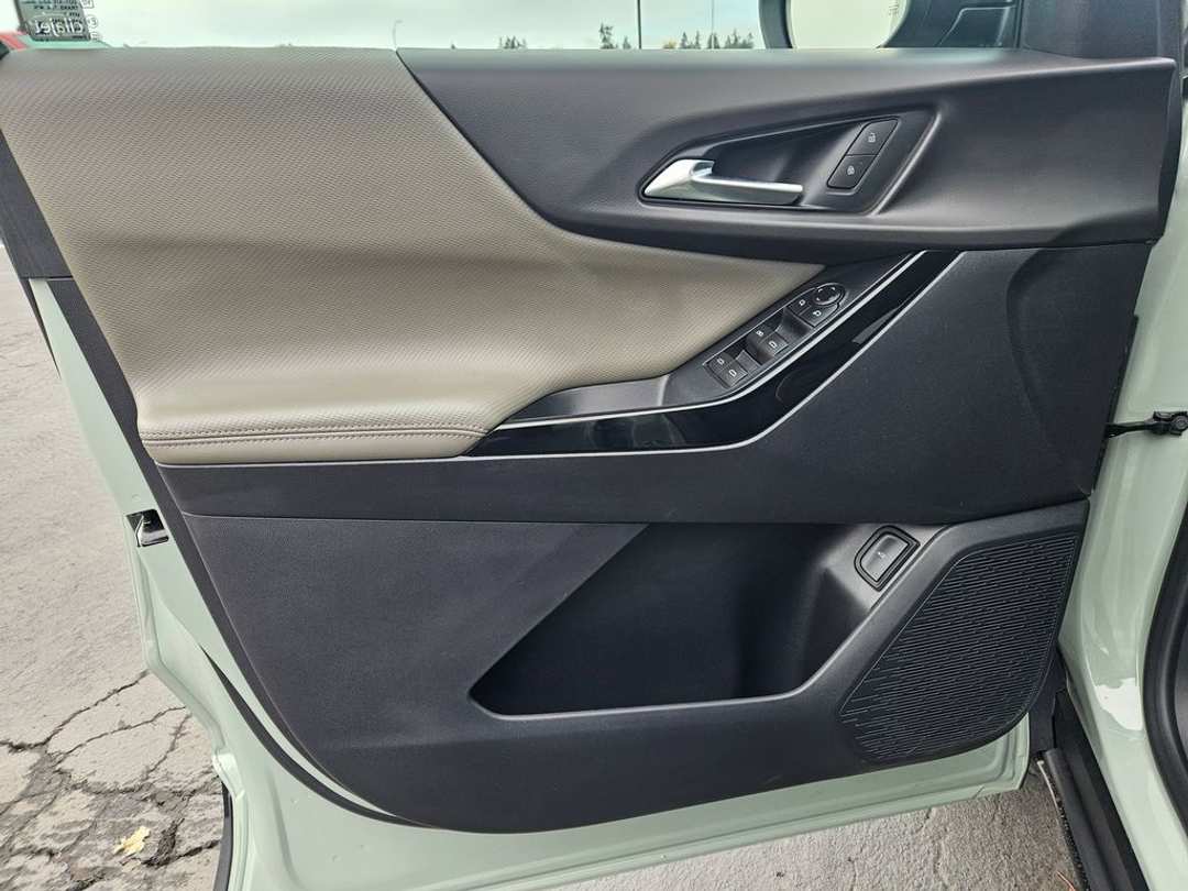 2026 Chevrolet Equinox LT - Image 10