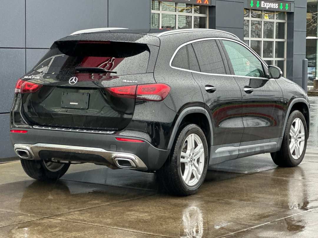 2022 Mercedes-Benz GLA GLA 250 - Image 3
