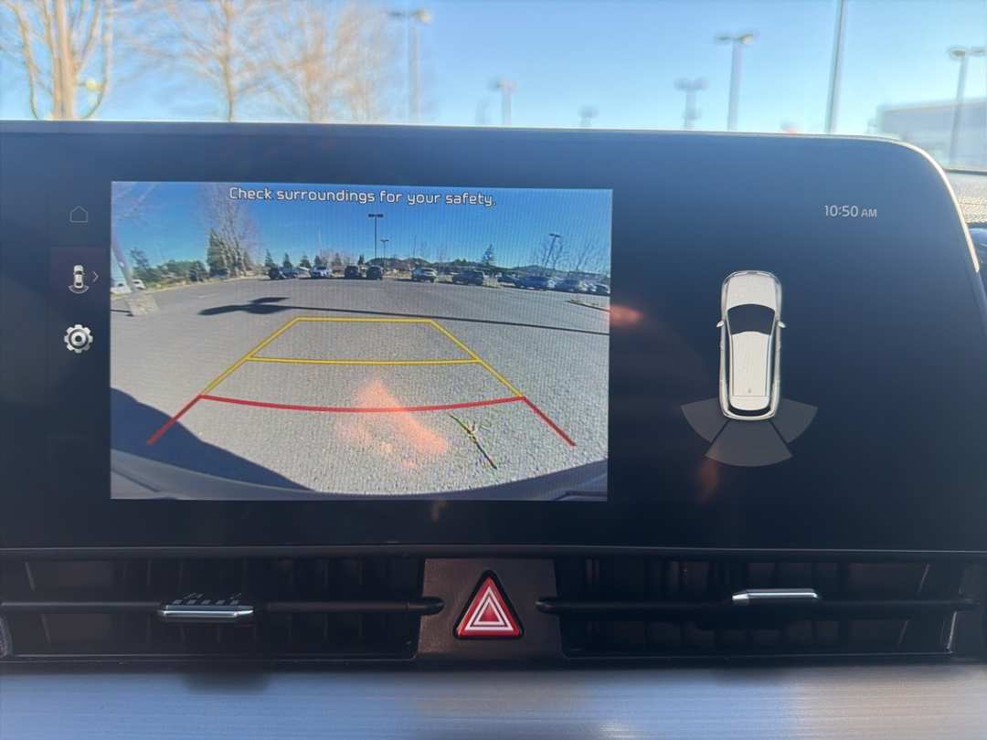 2024 Kia Sportage EX - Image 39