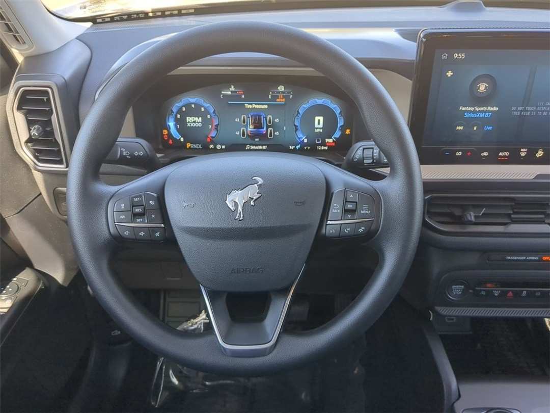 2025 Ford Bronco Sport Big Bend - Image 13