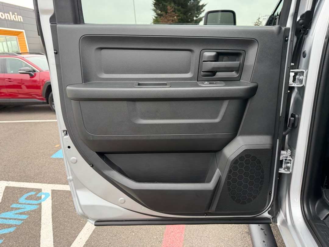 2026 Ram 2500 Tradesman - Image 28